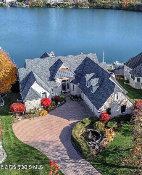 Photo of 3209 Deep Water Lane, Maumee, OH 43537 (MLS # 10007323)