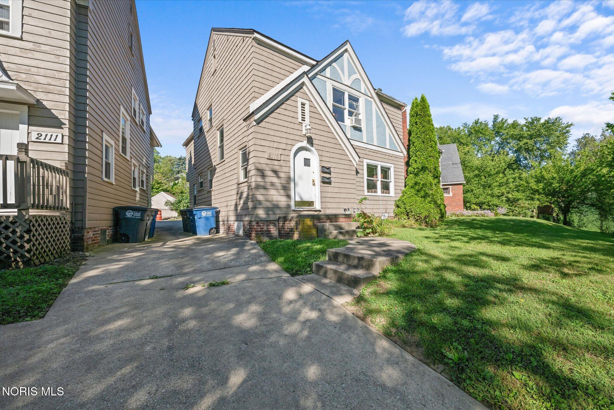 2115 Kensington Road