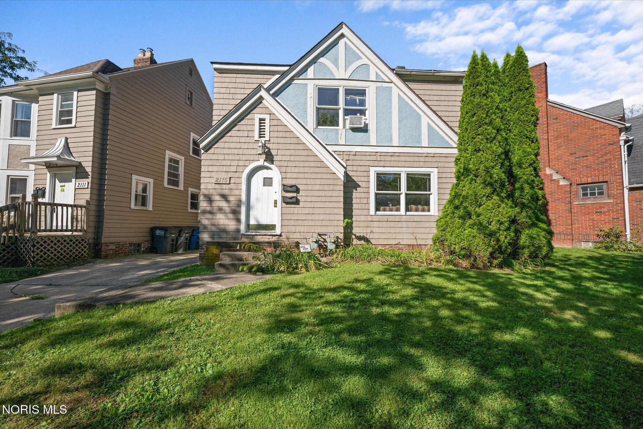2115 Kensington Road