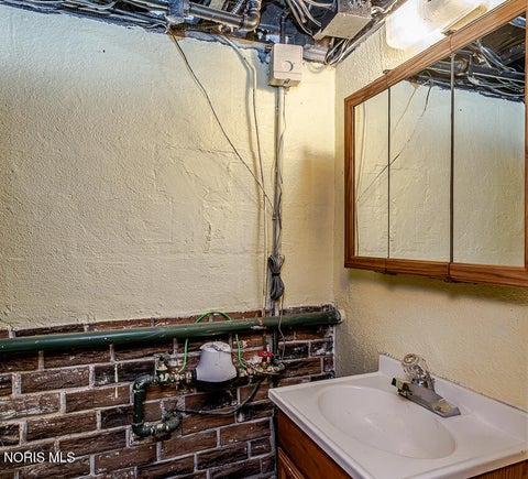 Tiny photo for 3515 Almeda Drive, Toledo, OH 43612 (MLS # 10014435)