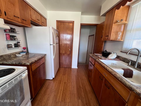 Tiny photo for 5459 Suder Avenue, Toledo, OH 43611 (MLS # 10012193)