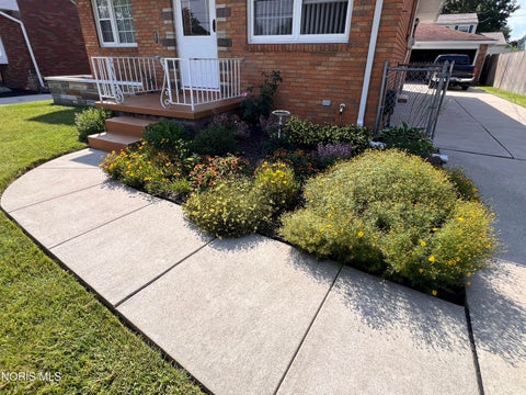 Tiny photo for 5459 Suder Avenue, Toledo, OH 43611 (MLS # 10012193)