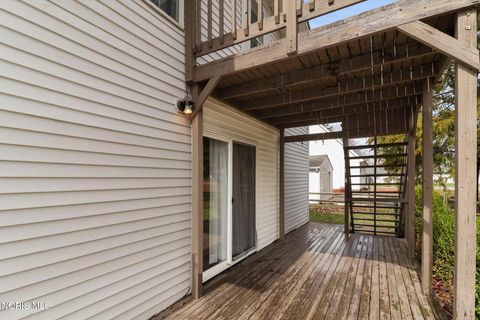 Tiny photo for 1944 Ashcroft Drive, Oregon, OH 43616 (MLS # 10005003)