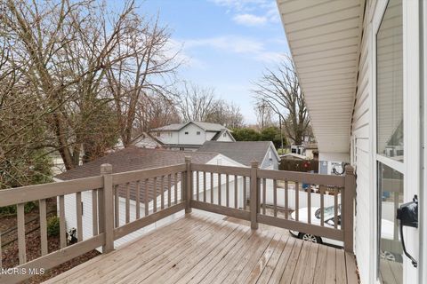 Tiny photo for 1944 Ashcroft Drive, Oregon, OH 43616 (MLS # 10005003)