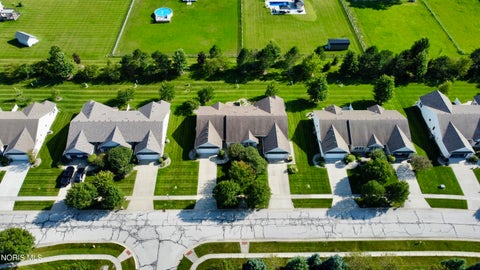 Tiny photo for 4878 Applewood Lane, Northwood, OH 43619 (MLS # 10012412)