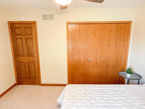 Tiny photo for 4878 Applewood Lane, Northwood, OH 43619 (MLS # 10012412)