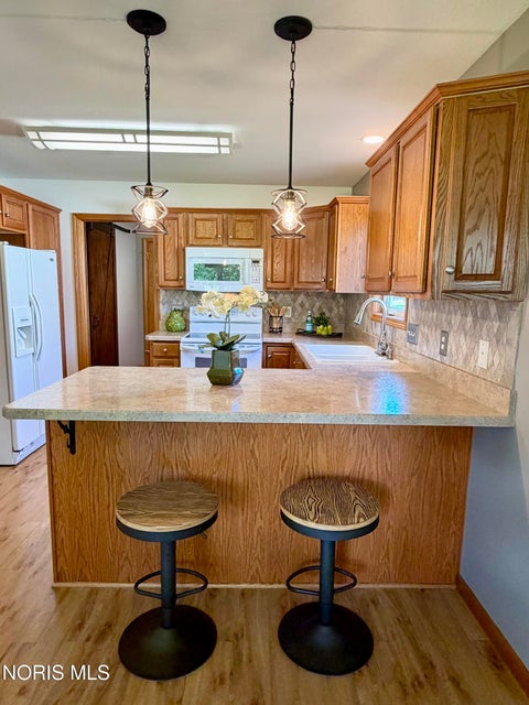 Tiny photo for 4878 Applewood Lane, Northwood, OH 43619 (MLS # 10012412)