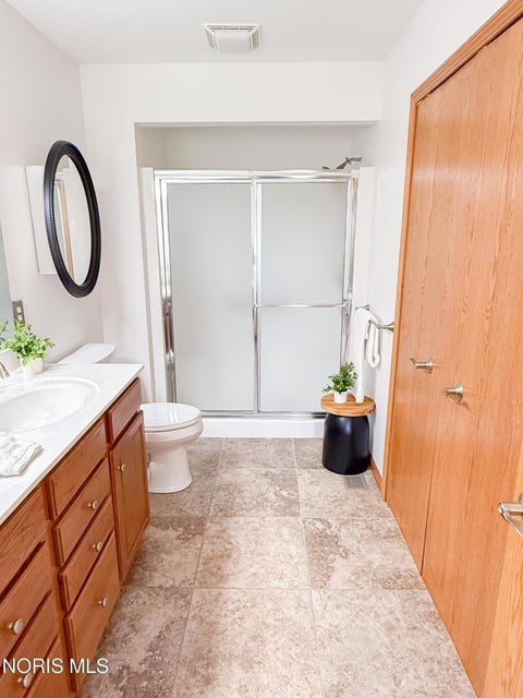 Tiny photo for 4878 Applewood Lane, Northwood, OH 43619 (MLS # 10012412)