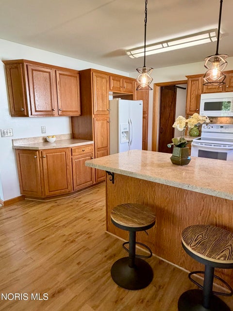 Tiny photo for 4878 Applewood Lane, Northwood, OH 43619 (MLS # 10012412)