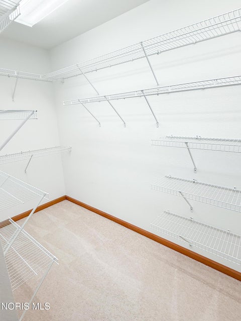Tiny photo for 4878 Applewood Lane, Northwood, OH 43619 (MLS # 10012412)