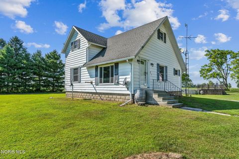 Photo of 14 County Road 5a, McClure, OH 43534 (MLS # 10005167)
