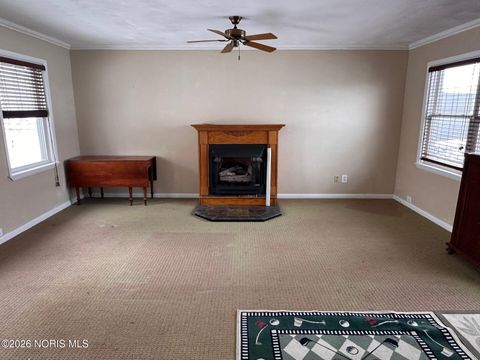 Tiny photo for 1002 Walnut Street, Perrysburg, OH 43551 (MLS # 10003610)