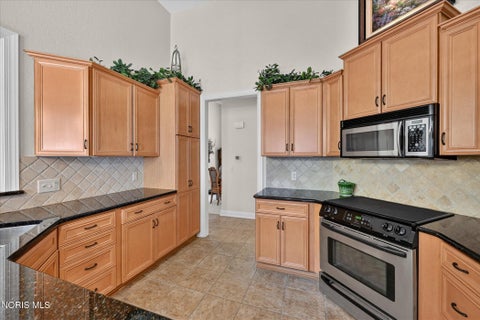 Tiny photo for 7522 Castle Ridge Road, Toledo, OH 43617 (MLS # 10013269)