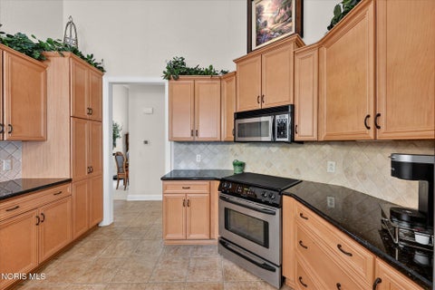 Tiny photo for 7522 Castle Ridge Road, Toledo, OH 43617 (MLS # 10013269)