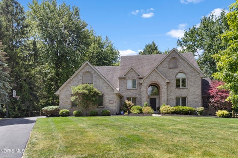 Photo of 7559 Peachtree Lane, Sylvania, OH 43560 (MLS # 10008797)
