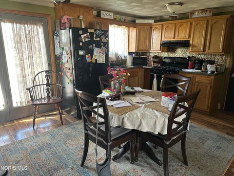 Tiny photo for 1122 Ottawa Avenue, Defiance, OH 43512 (MLS # 10004674)