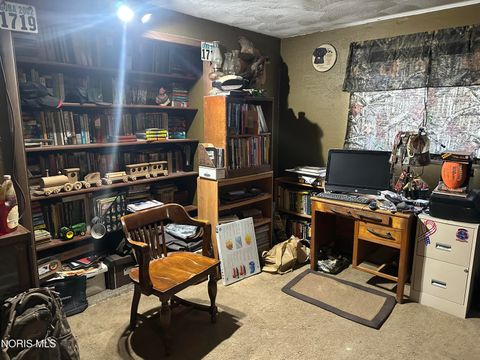 Tiny photo for 1122 Ottawa Avenue, Defiance, OH 43512 (MLS # 10004674)