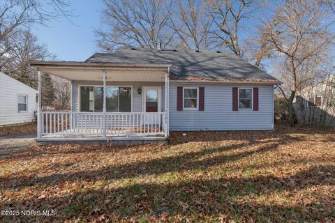 Tiny photo for 5563 Harschel Drive, Toledo, OH 43623 (MLS # 10001730)