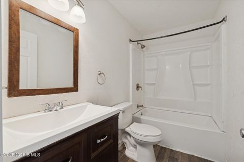 Tiny photo for 5563 Harschel Drive, Toledo, OH 43623 (MLS # 10001730)