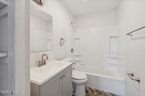 Tiny photo for 5563 Harschel Drive, Toledo, OH 43623 (MLS # 10001730)