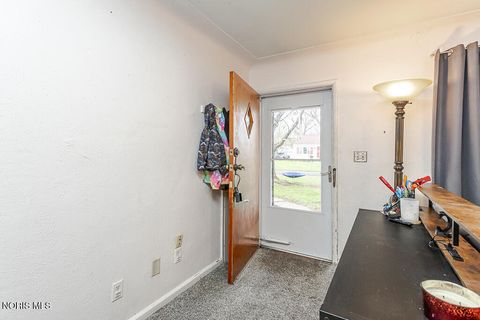 Tiny photo for 4021 Rohr Drive, Toledo, OH 43613 (MLS # 10006384)