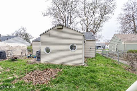 Tiny photo for 4021 Rohr Drive, Toledo, OH 43613 (MLS # 10006384)