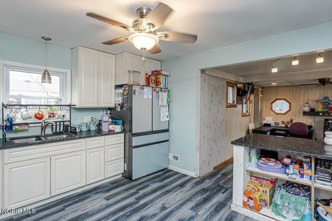 Tiny photo for 4021 Rohr Drive, Toledo, OH 43613 (MLS # 10006384)