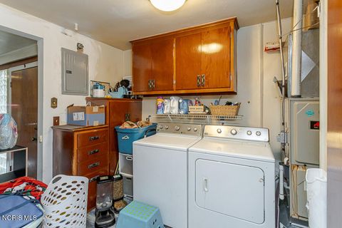 Tiny photo for 4021 Rohr Drive, Toledo, OH 43613 (MLS # 10006384)