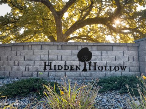 Tiny photo for 8516 Justin Lane #242, Waterville, OH 43566 (MLS # 10000628)