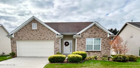 Photo of 10919 S Lakes Drive, Perrysburg, OH 43551 (MLS # 10000587) Photo of 10919 S Lakes Drive, Perrysburg, OH 43551 (MLS # 10000587)