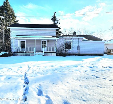 Photo of 201 W Church Street, Pioneer, OH 43554 (MLS # 10004081)