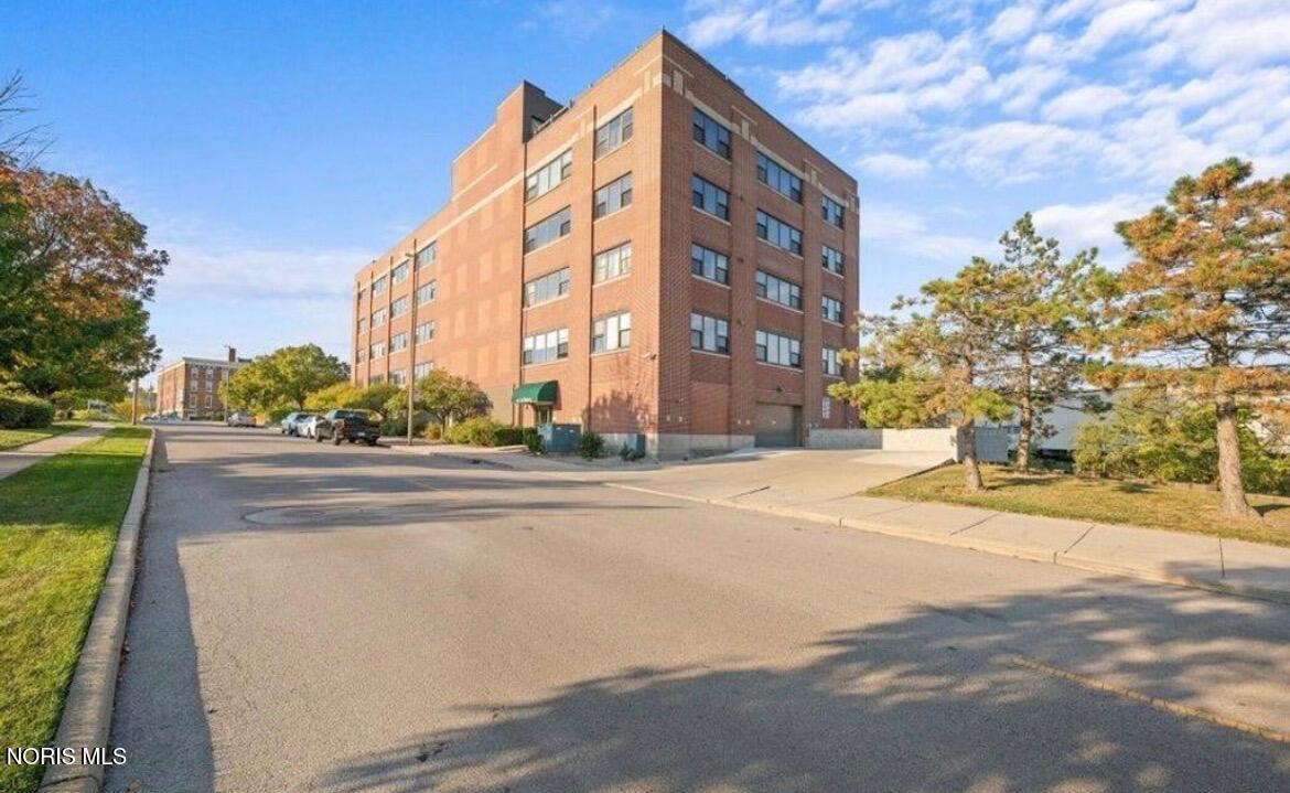 110 Ottawa Street Apt 2a