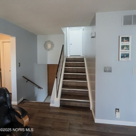 Tiny photo for 707 Nickie Lane, Fostoria, OH 44830 (MLS # 10002118)