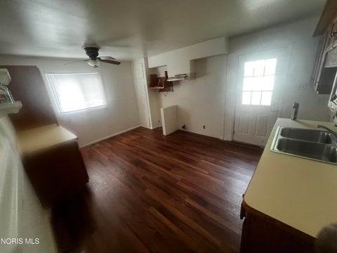 Tiny photo for 115 Independence Road, Toledo, OH 43607 (MLS # 10013344)