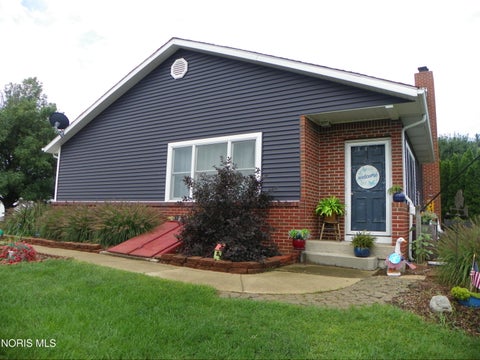 Tiny photo for 11085 County Road P, Napoleon, OH 43545 (MLS # 10012810)