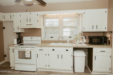 Tiny photo for 226 Spencer Drive, Van Wert, OH 45891 (MLS # 10013650)