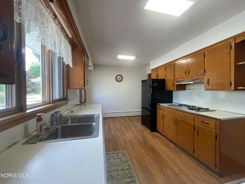 Tiny photo for 1704 E High Street, Bryan, OH 43506 (MLS # 10010138)