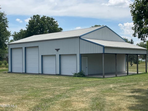 Tiny photo for 1704 E High Street, Bryan, OH 43506 (MLS # 10010138)