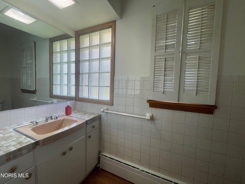 Tiny photo for 1704 E High Street, Bryan, OH 43506 (MLS # 10010138)