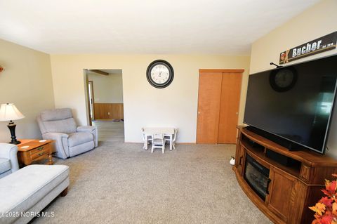 Tiny photo for 10006 Laplante Road, Monclova, OH 43542 (MLS # 10001005)