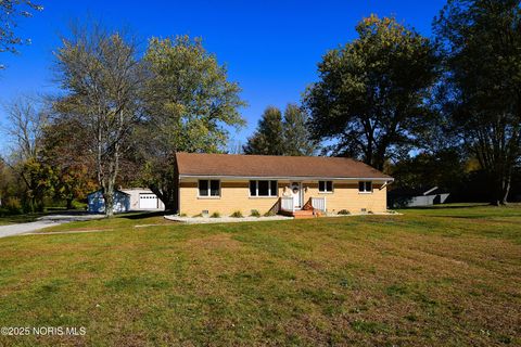 Tiny photo for 10006 Laplante Road, Monclova, OH 43542 (MLS # 10001005)
