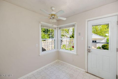 Tiny photo for 644 Southover Road, Toledo, OH 43612 (MLS # 10007564)