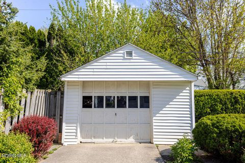 Tiny photo for 644 Southover Road, Toledo, OH 43612 (MLS # 10007564)