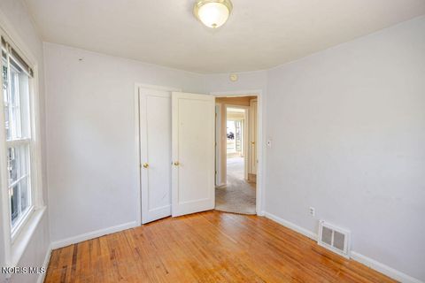 Tiny photo for 644 Southover Road, Toledo, OH 43612 (MLS # 10007564)