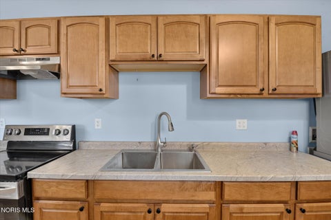 Tiny photo for 2239 Pickle Road, Oregon, OH 43616 (MLS # 10014866)