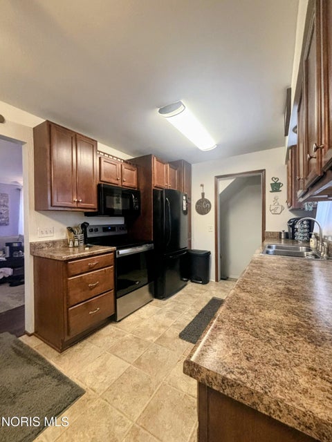 Tiny photo for 1821 Northover Road, Toledo, OH 43613 (MLS # 10009373)