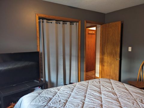 Tiny photo for 240 N Eleventh St. Street, Leipsic, OH 45856 (MLS # 10000151)