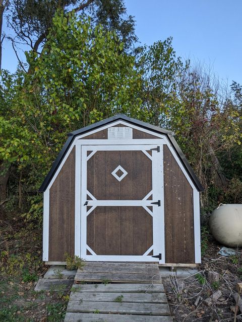 Tiny photo for 240 N Eleventh St. Street, Leipsic, OH 45856 (MLS # 10000151)