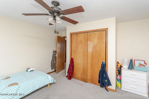 Tiny photo for 8241 Bucks Run Court, Toledo, OH 43617 (MLS # 10003276)