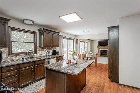 Tiny photo for 8241 Bucks Run Court, Toledo, OH 43617 (MLS # 10003276)